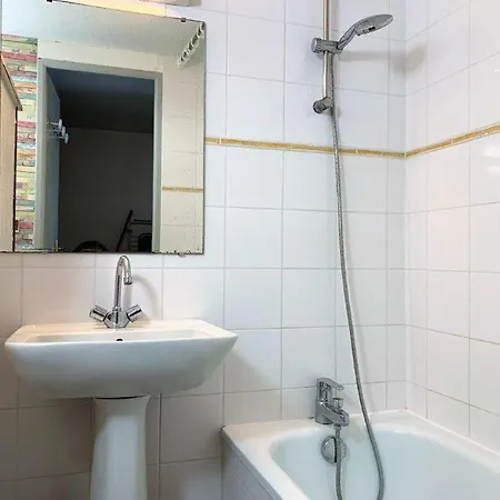 La Palmyre -le Hameau De Talaris- Mitoyenne - Piscine Collective